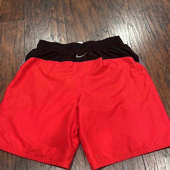 nike swim trunks size L red and black embroidered grey logo EUC with pockets - Picture 5 of 8